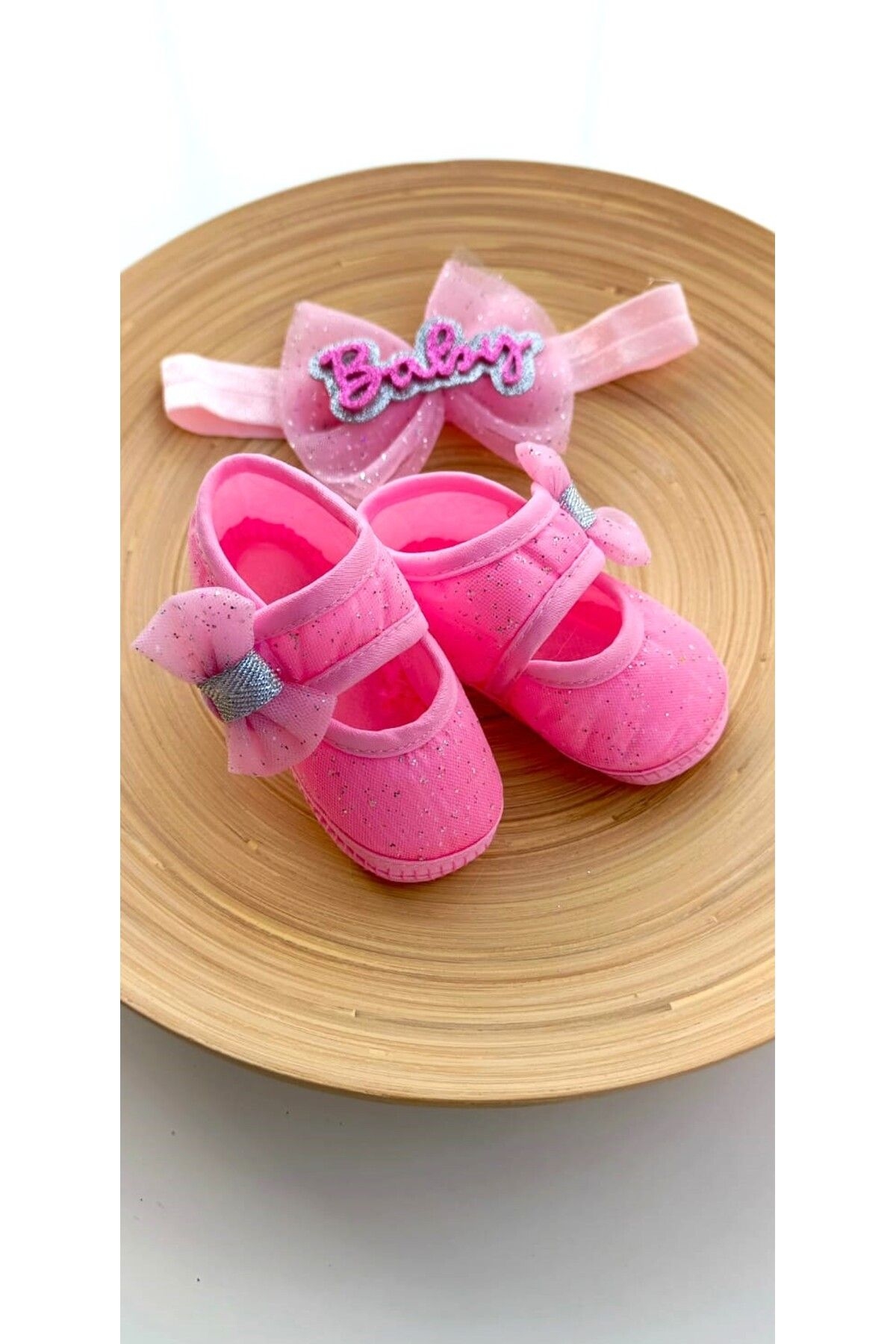 VaVbaby%20Barbie%20Pink%20-%20Pembe%20Kız%20Bebek%20Bandana%20ve%20Ayakkabı%200-6%20Ay%20Şirin%20Sevimli%20Rahat%20Yumuşak%20Taban