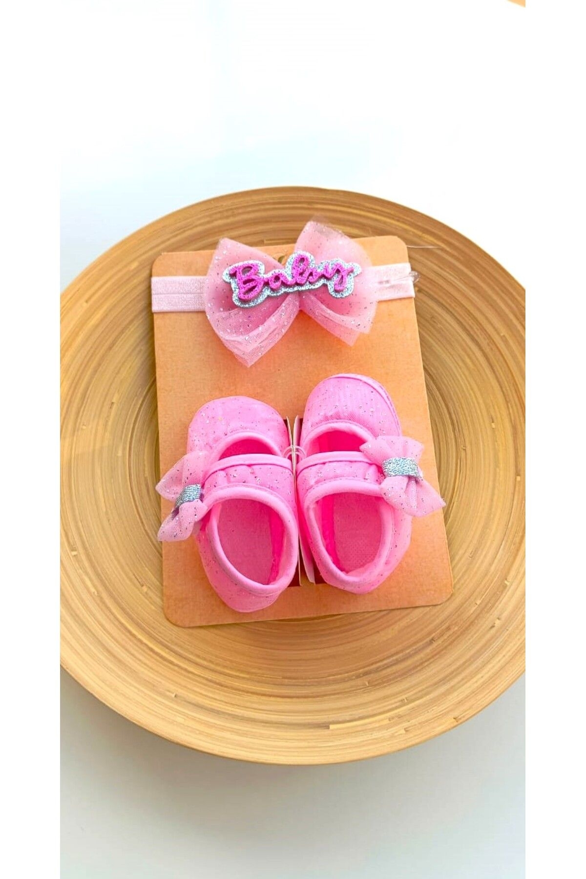 VaVbaby%20Barbie%20Pink%20-%20Pembe%20Kız%20Bebek%20Bandana%20ve%20Ayakkabı%200-6%20Ay%20Şirin%20Sevimli%20Rahat%20Yumuşak%20Taban